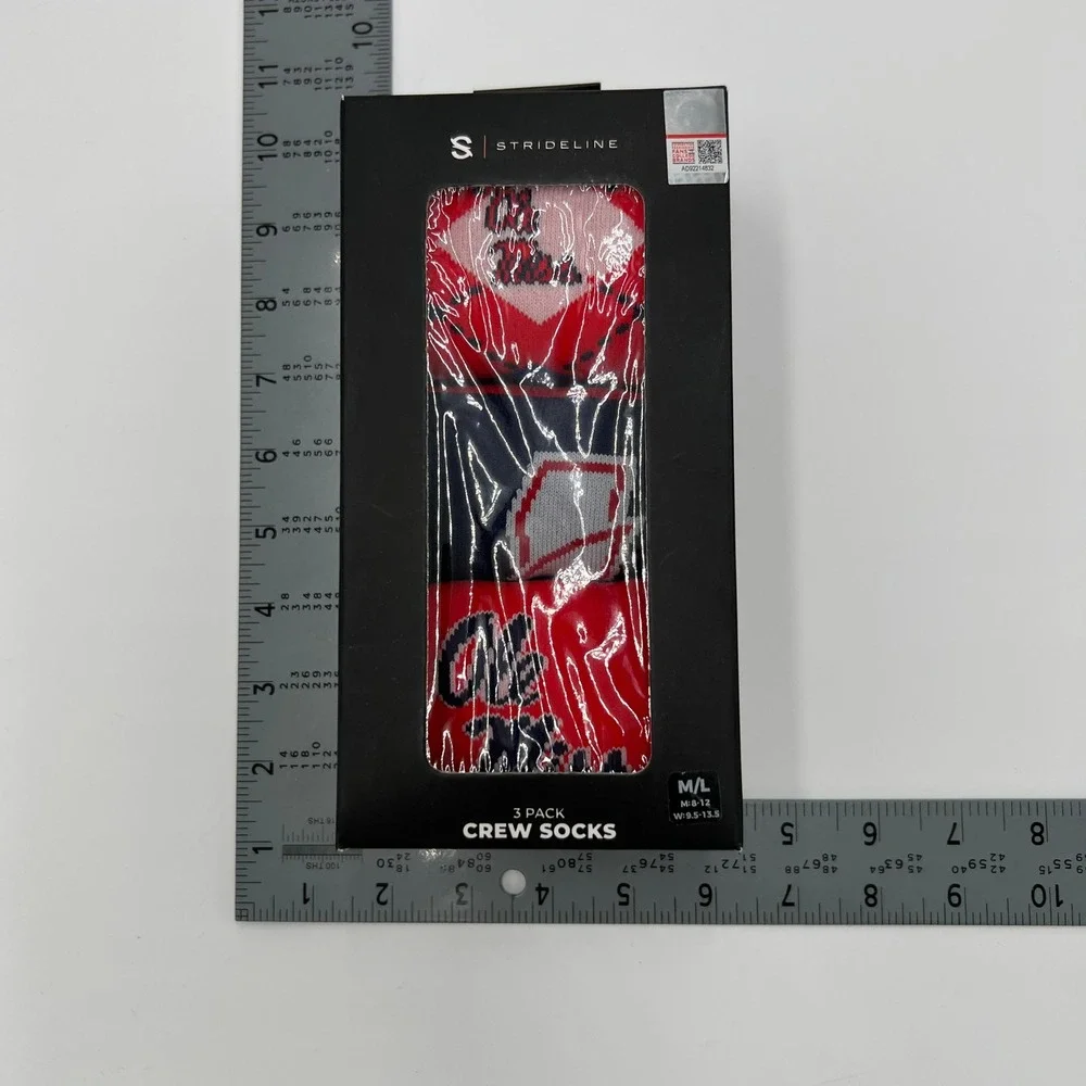 Strideline Ole Miss Rebels Mens Crew Socks 3 Pack Size M/L 8-12 NCAA Red Navy
